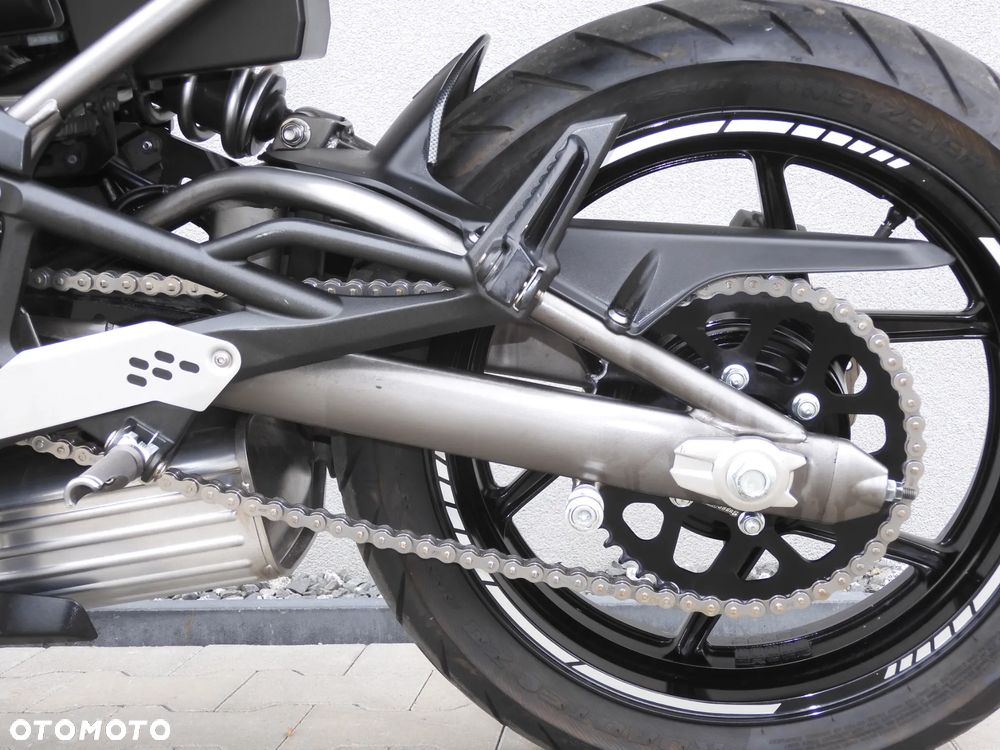 Kawasaki ER - 31