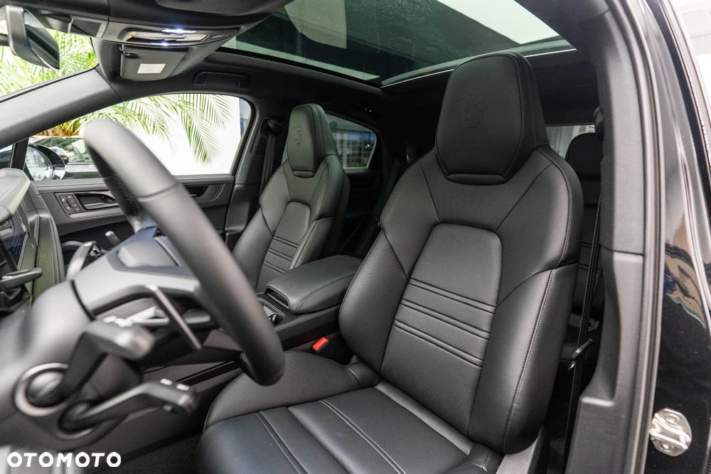 Porsche Cayenne - 11