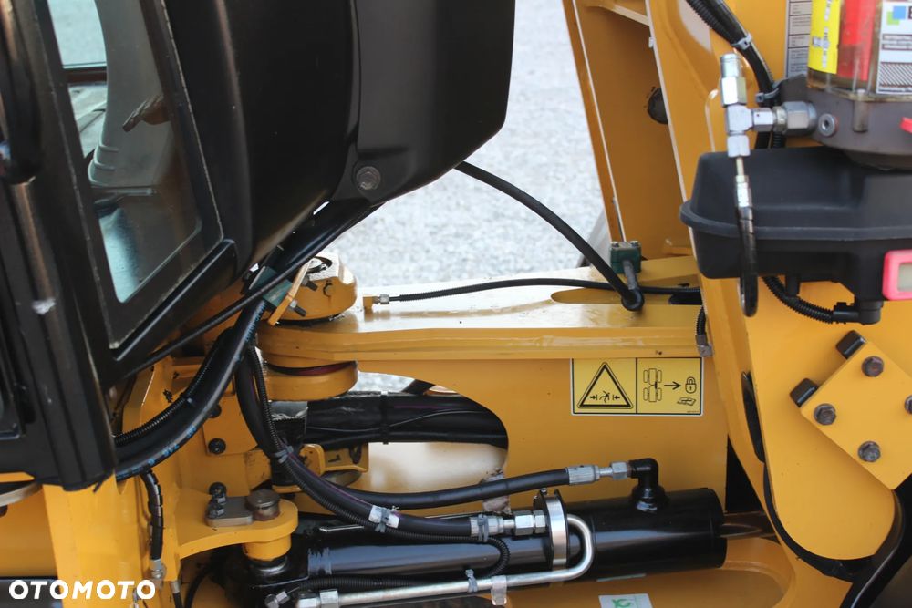 Caterpillar 907H2 Łyżka Widły Centralne Smarowanie Sprowadzona - 10
