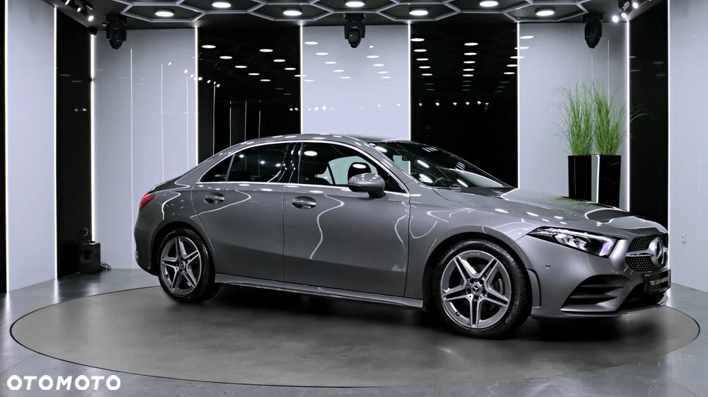 Mercedes-Benz Klasa A 200 AMG Line 7G-DCT - 12