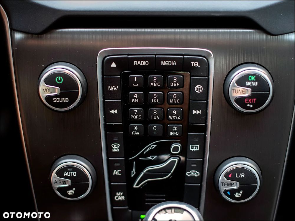 Volvo V40 - 22