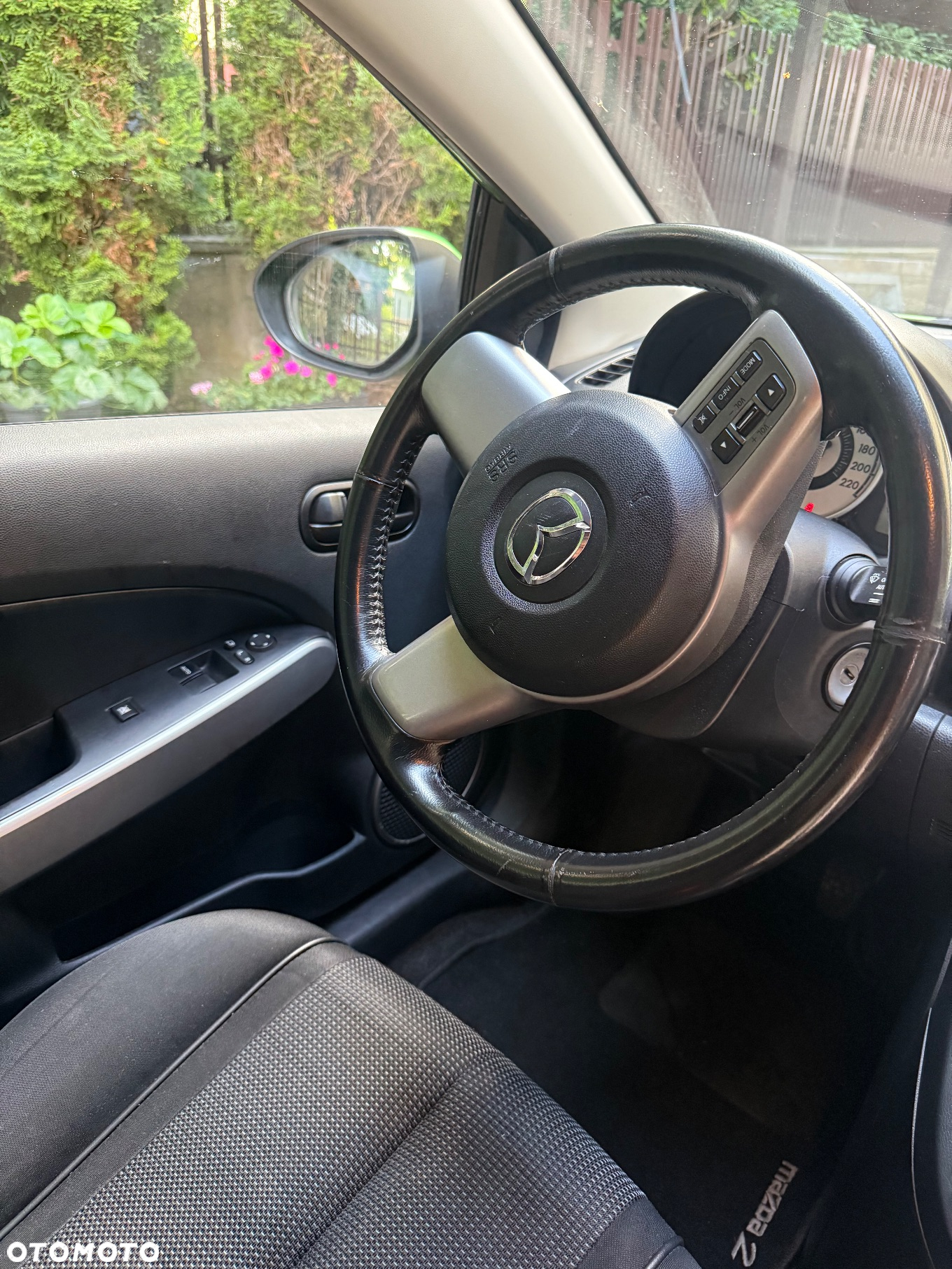 Mazda 2 - 20