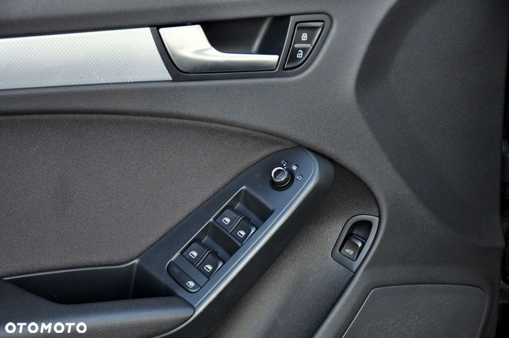 Audi A4 Limousine - 34
