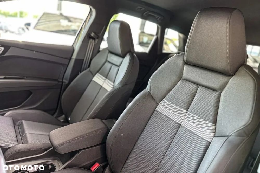 Audi Q4 e-tron 40 63kWh - 11