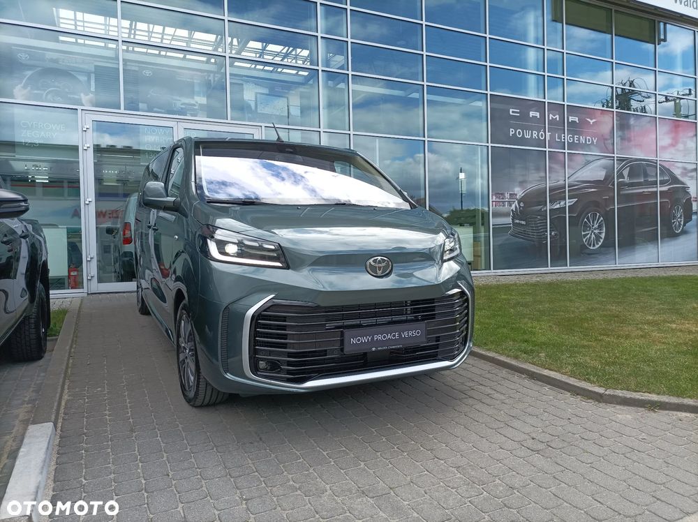 Toyota Proace Verso 2.2 D4-D Long Family - 3