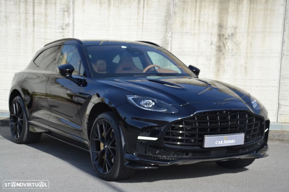 Aston Martin DBX 707 - 13