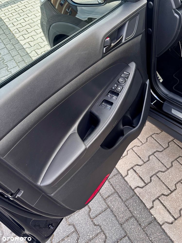 Hyundai Tucson 1.6 GDi 4WD DCT N Line - 38