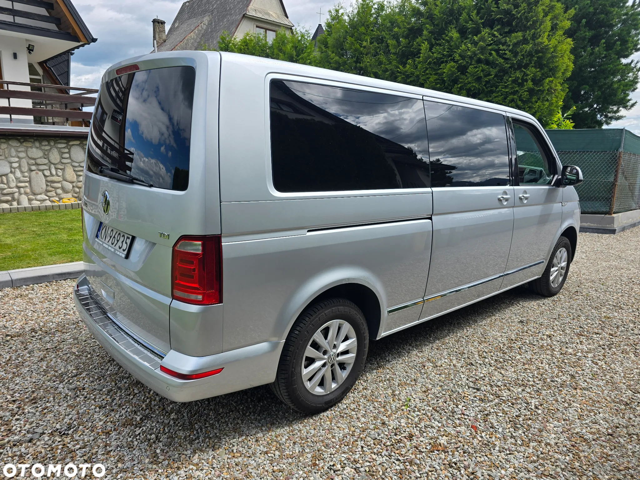 Volkswagen Caravelle 2.0 TDI L2 Trendline - 5
