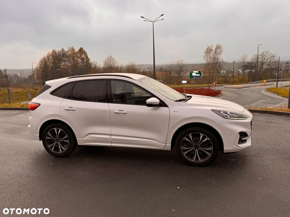 Ford Kuga 2.0 EcoBlue AWD ST-Line X - 2