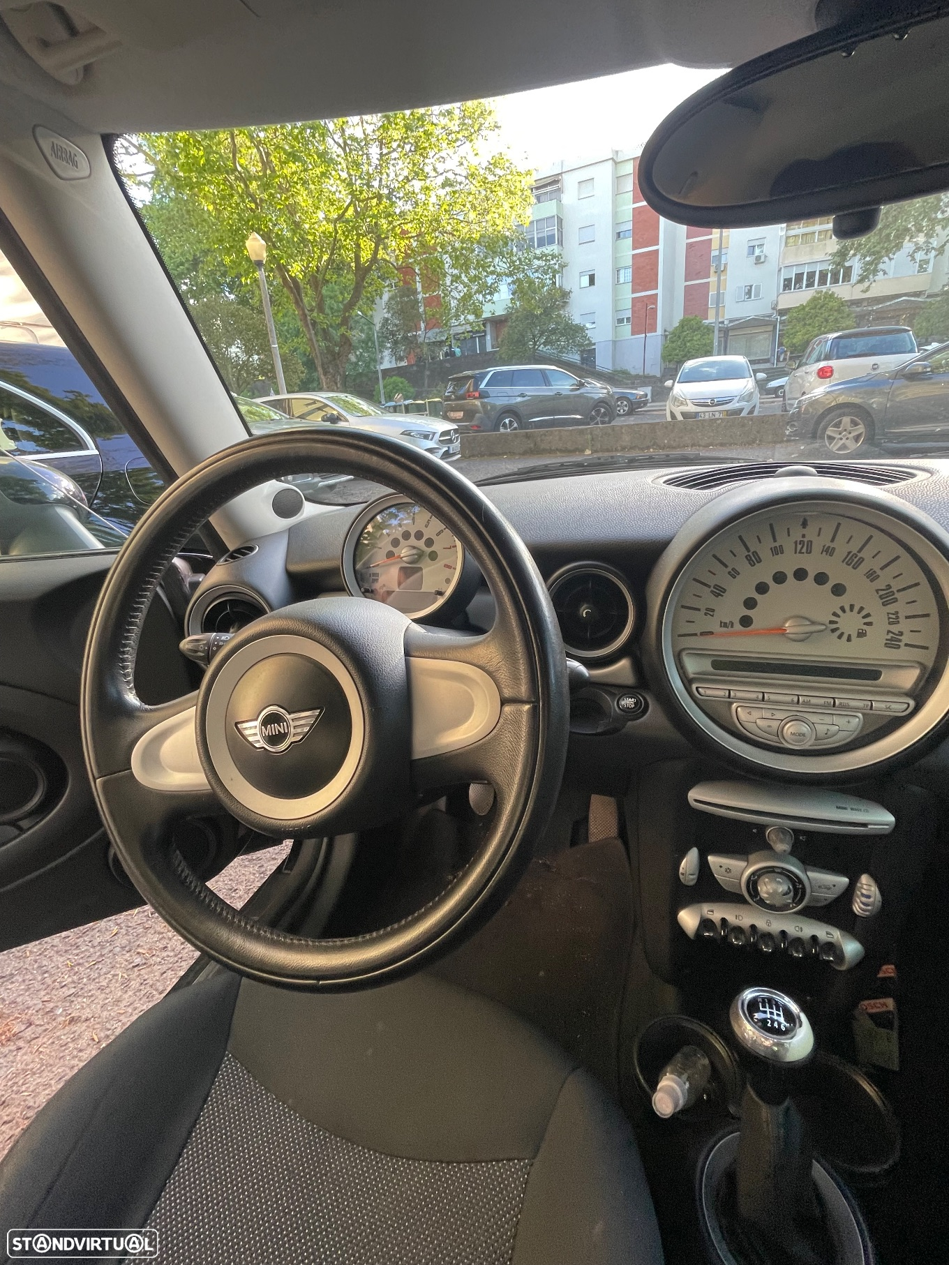 MINI 3 Portas One 1.4 - 14