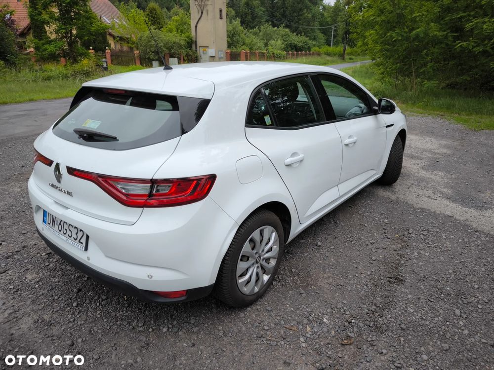 Renault Megane 1.6 SCe Life - 6