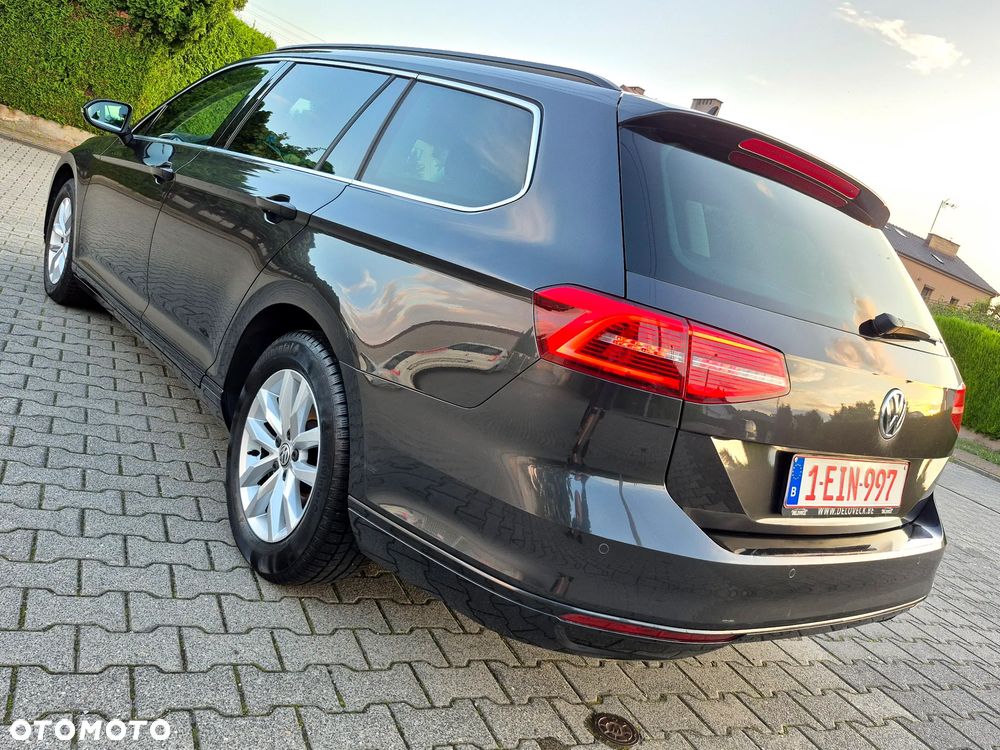 Volkswagen Passat Variant 1.6 TDI SCR DSG Comfortline - 30