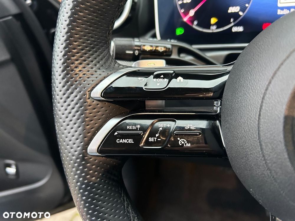 Mercedes-Benz Klasa C 300 d 9G-TRONIC AMG Line - 17