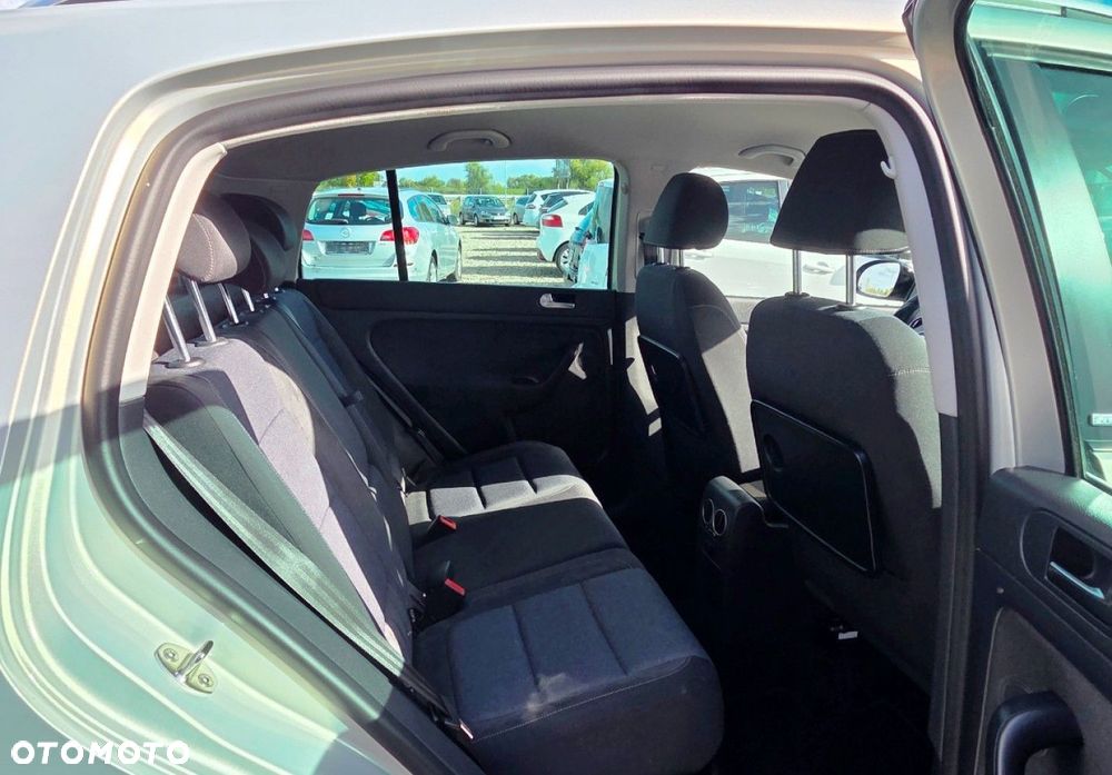 Volkswagen Golf Plus - 29