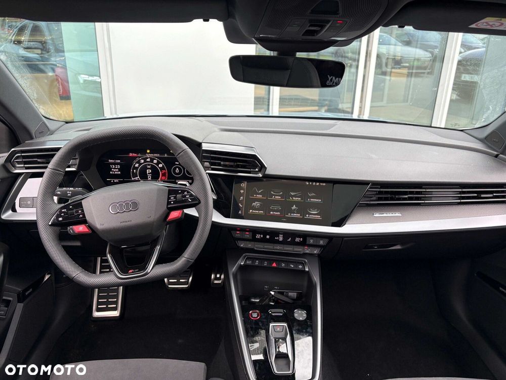 Audi RS3 Limousine - 25