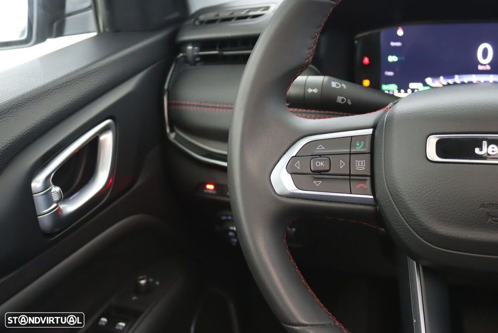 Jeep Compass 1.3 TG Trailhawk - 13