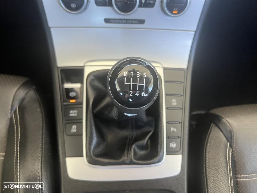 VW CC 2.0 TDI BlueMotion 120g - 39