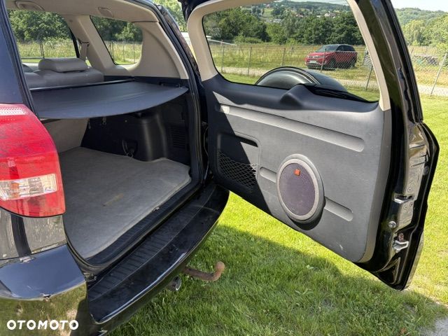 Toyota RAV4 - 18