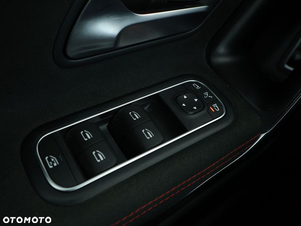 Mercedes-Benz CLA - 21
