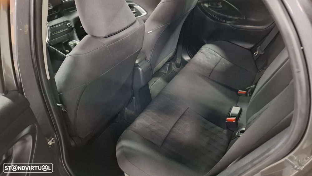 Toyota Yaris 1.5 HDF Comfort Plus - 11