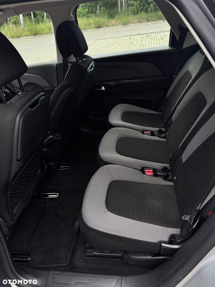 Citroën C4 Picasso 1.6 e-HDi Attraction - 17