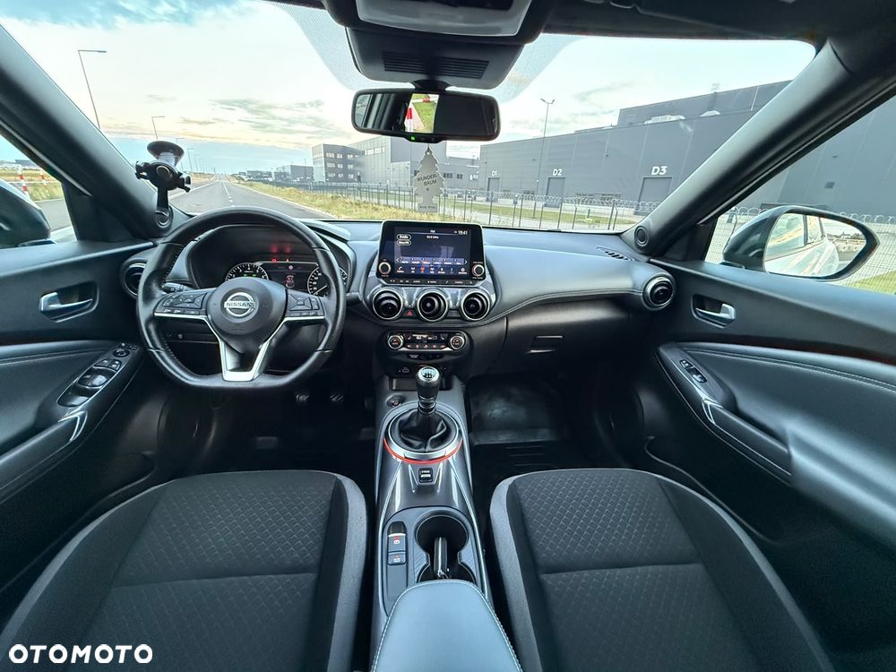 Nissan Juke 1.0 DIG-T N-Connecta - 21