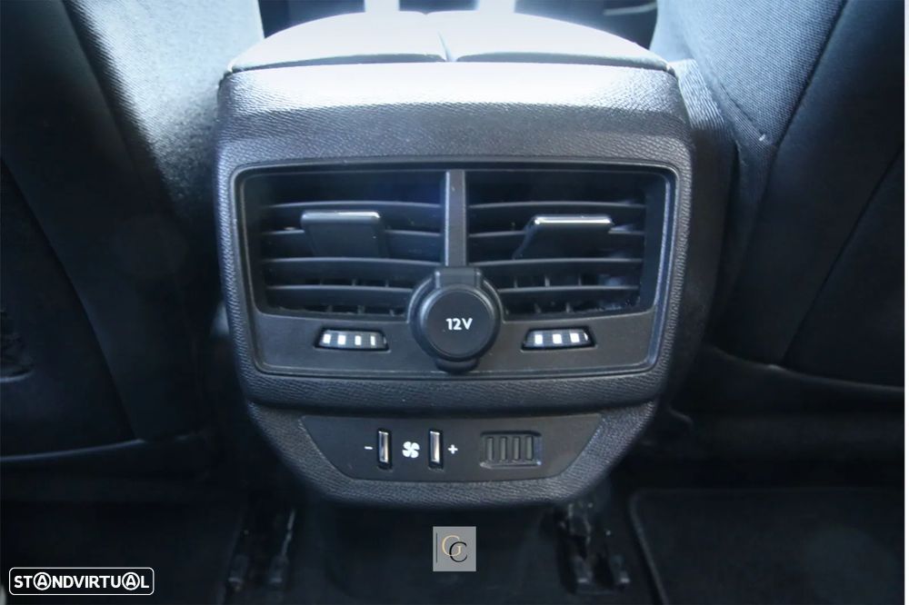 Peugeot 5008 1.2 PureTech Allure EAT6 - 16