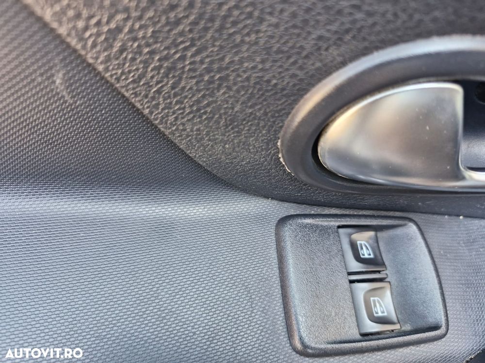 Dacia Logan - 10
