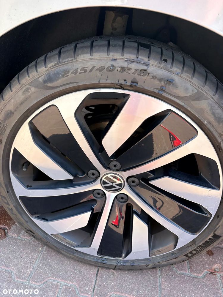 Volkswagen Arteon 2.0 TSI R-Line DSG - 9
