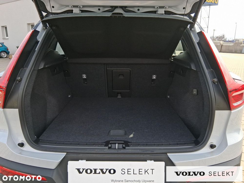Volvo XC 40 - 29