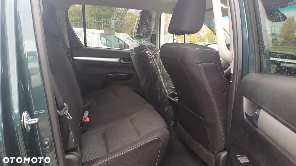 Toyota Hilux - 11