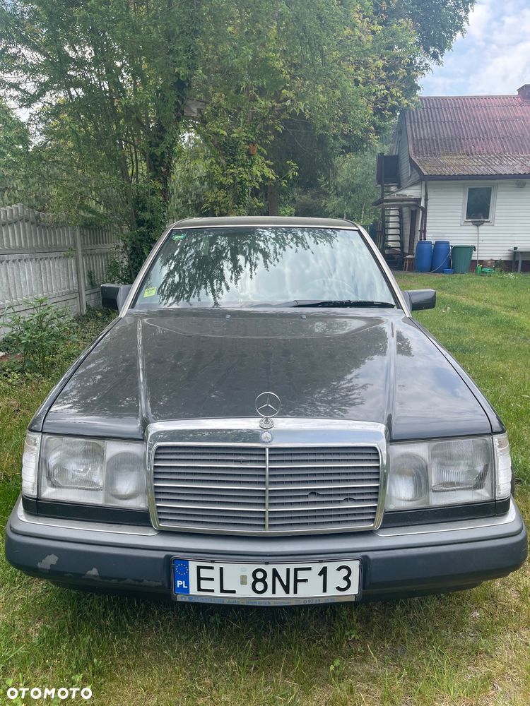 Mercedes-Benz W124 (1984-1993) - 17