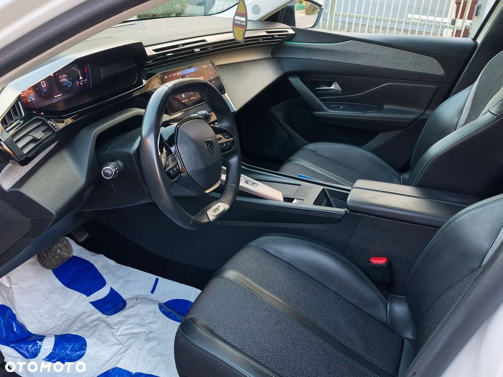 Peugeot 308 BlueHDi 130 EAT8 Stop & Start GT - 29