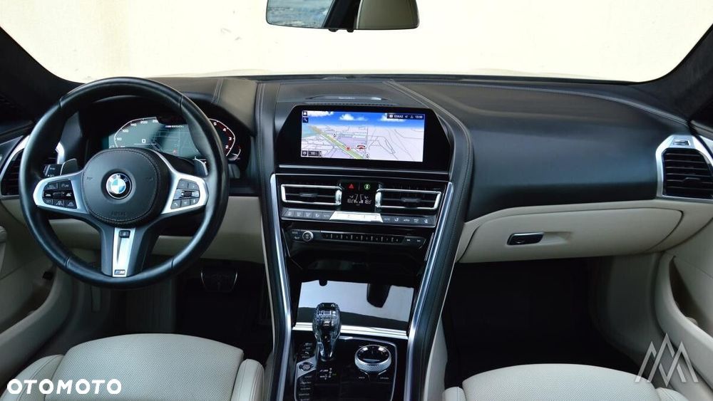 BMW Seria 8 - 3