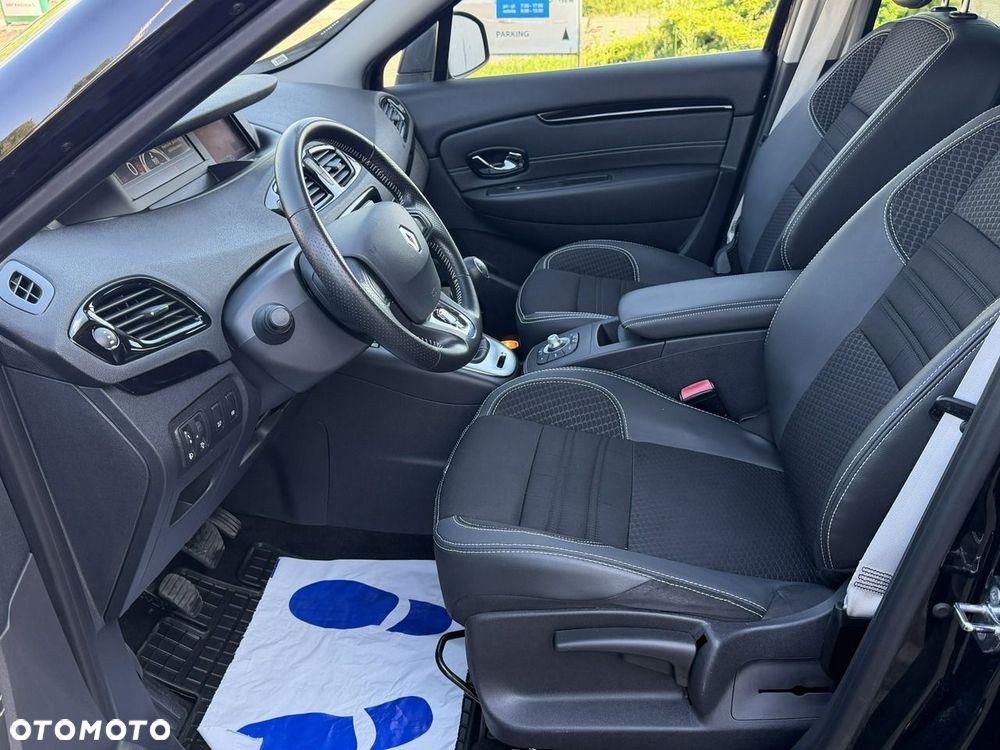 Renault Grand Scenic ENERGY TCe 130 BOSE EDITION - 19