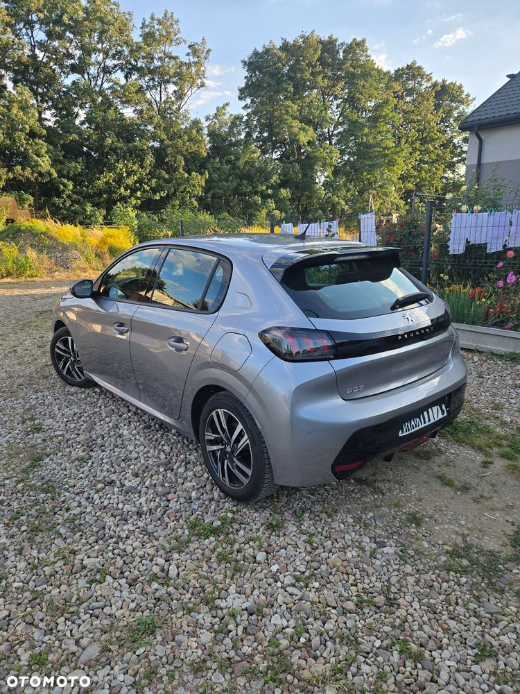 Peugeot 208 2019 photo 3