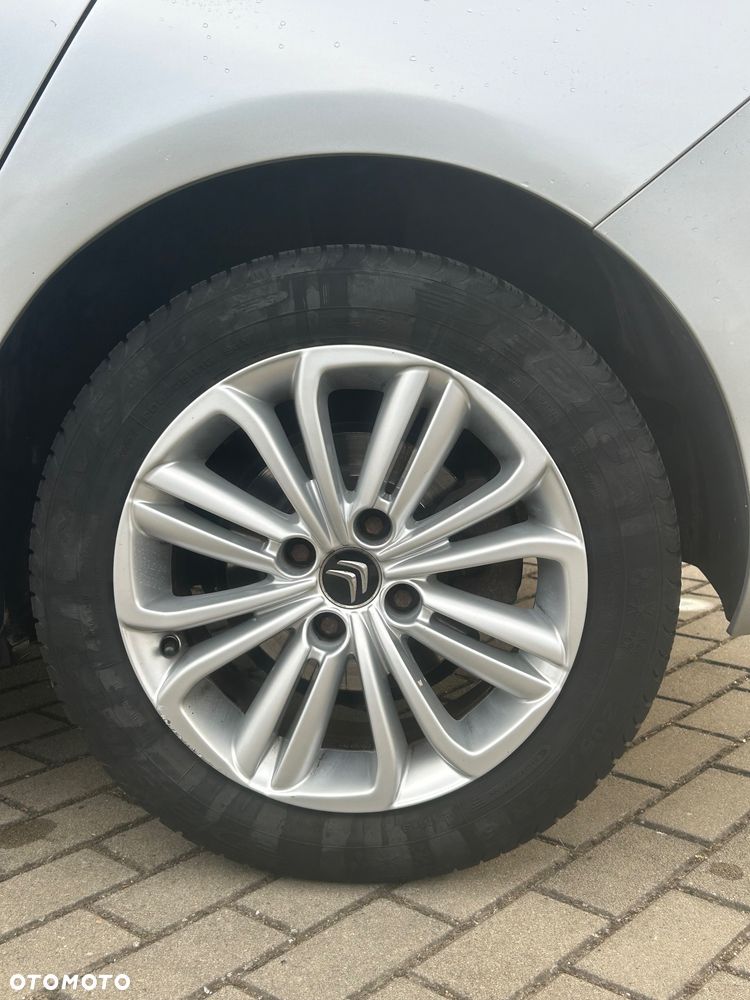 Citroën C4 1.6 VTi Exclusive - 9