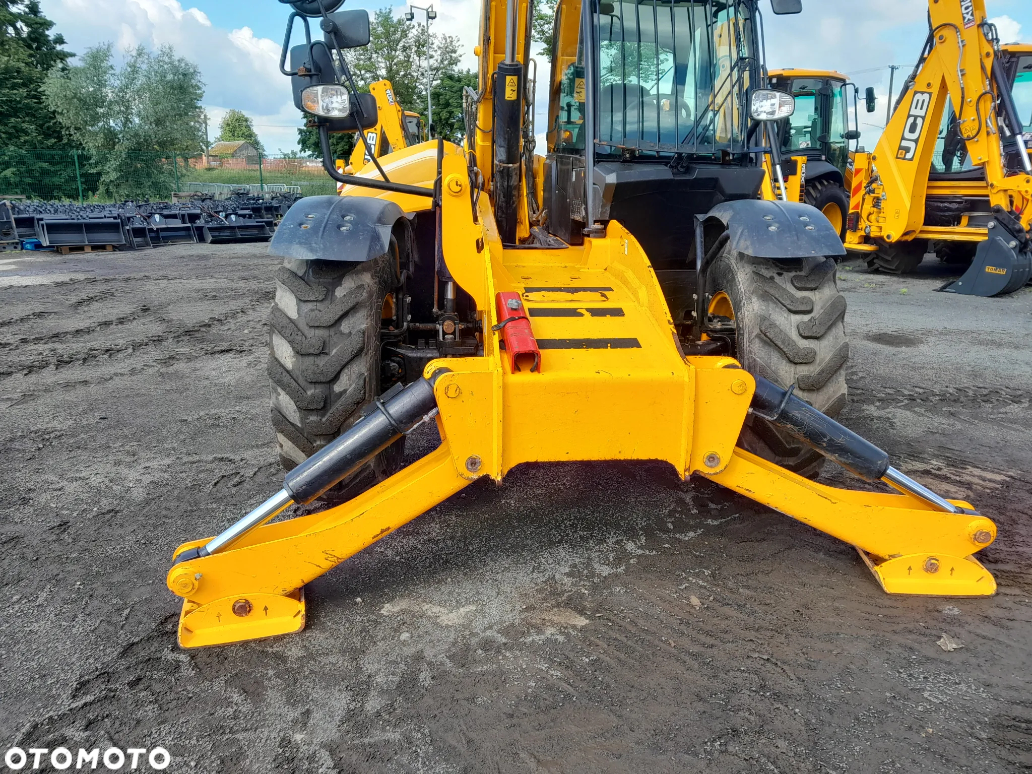 JCB 540-140 - 12