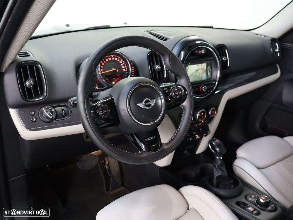 MINI Countryman Cooper D ALL4 Auto - 7