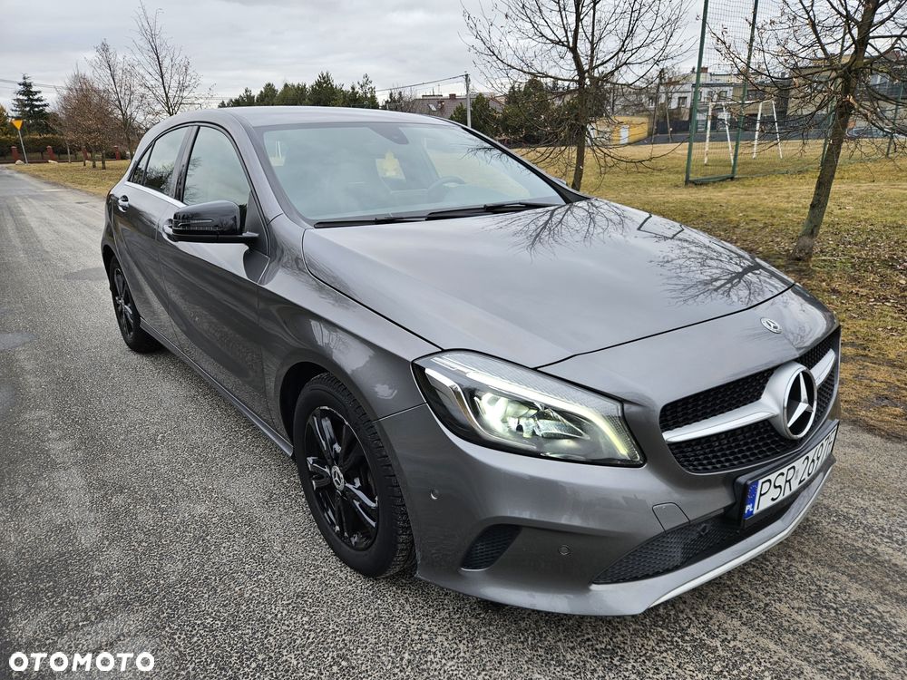 Mercedes-Benz Klasa A 180 7G-DCT StreetStyle - 3