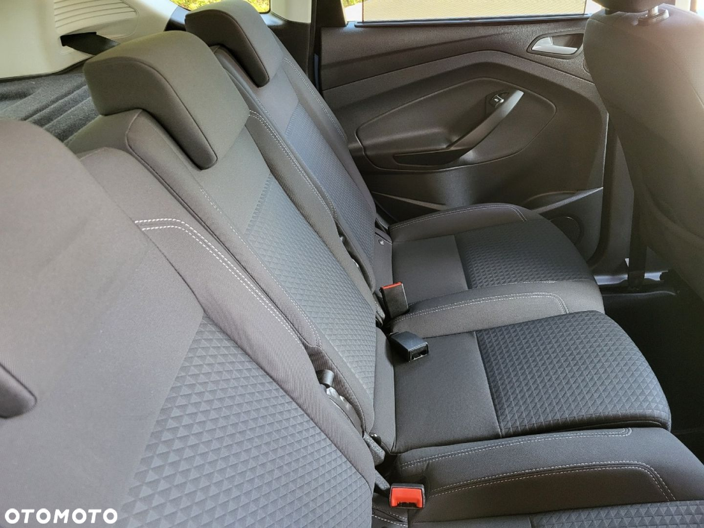 Ford C-MAX - 32