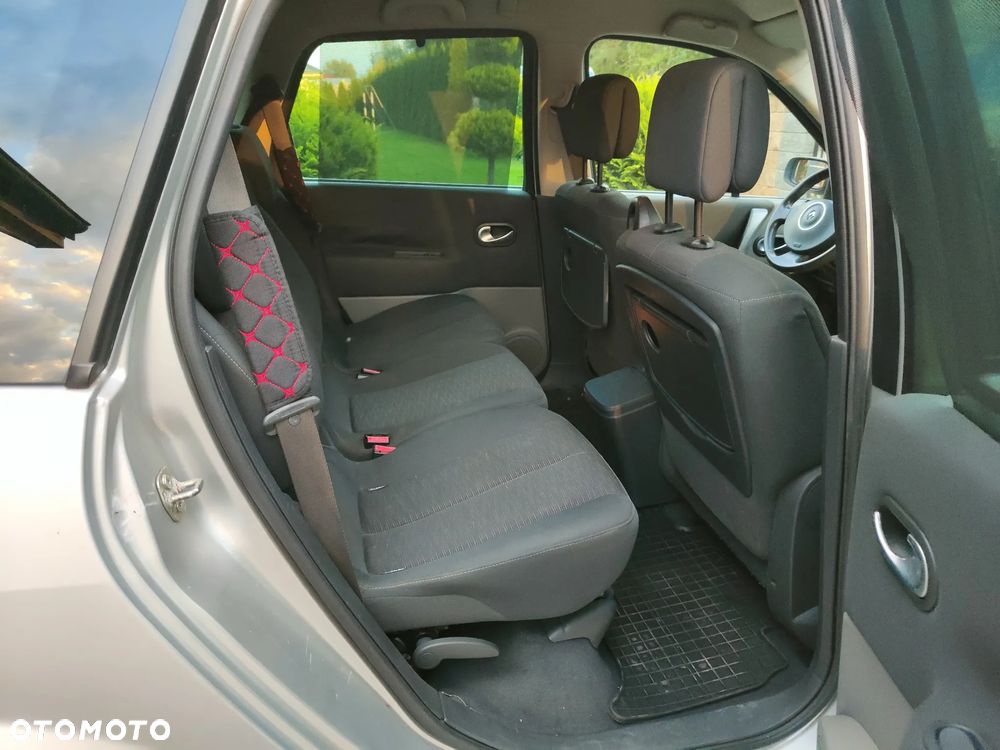 Renault Grand Scenic 2.0 16V Confort Expression - 10