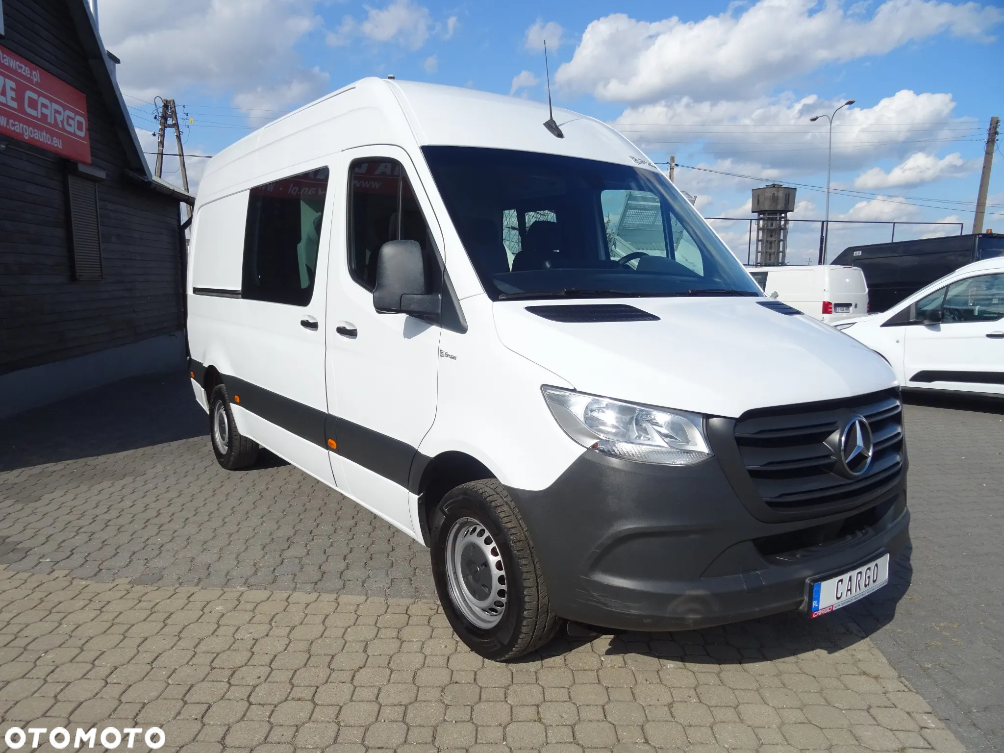 Mercedes-Benz Sprinter - 5