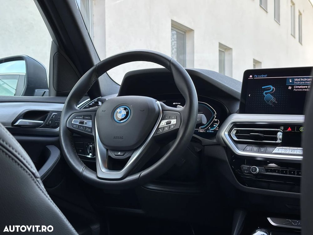 BMW X3 xDrive30e AT PHEV - 12