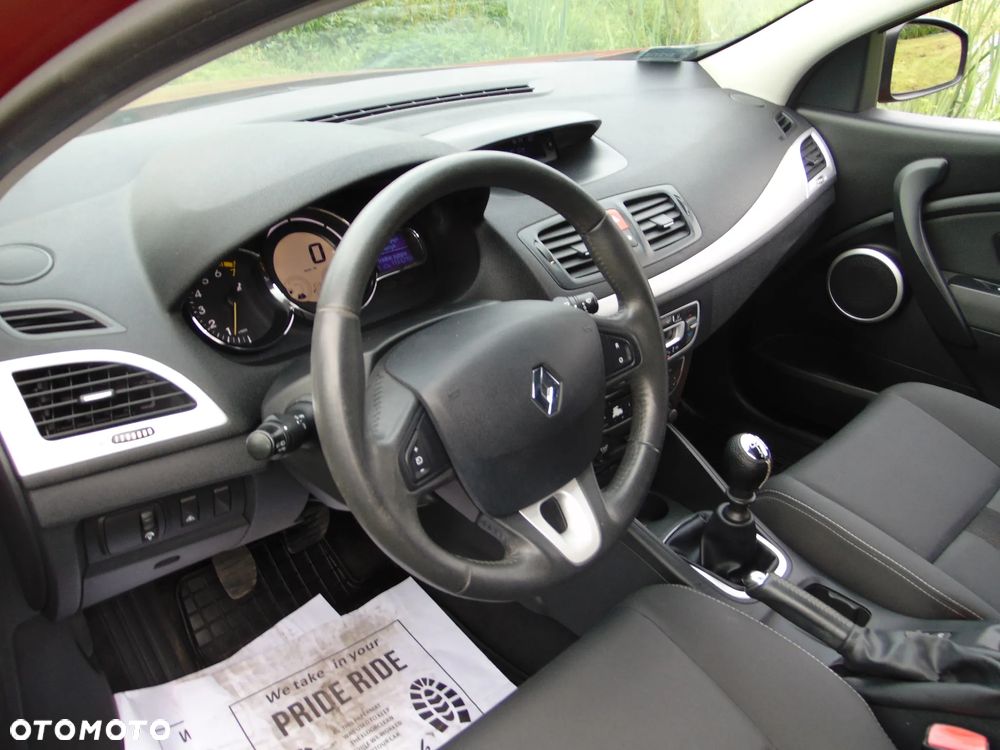 Renault Megane 1.6 16V Expression - 11
