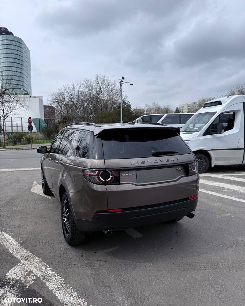 Land Rover Discovery Sport - 9