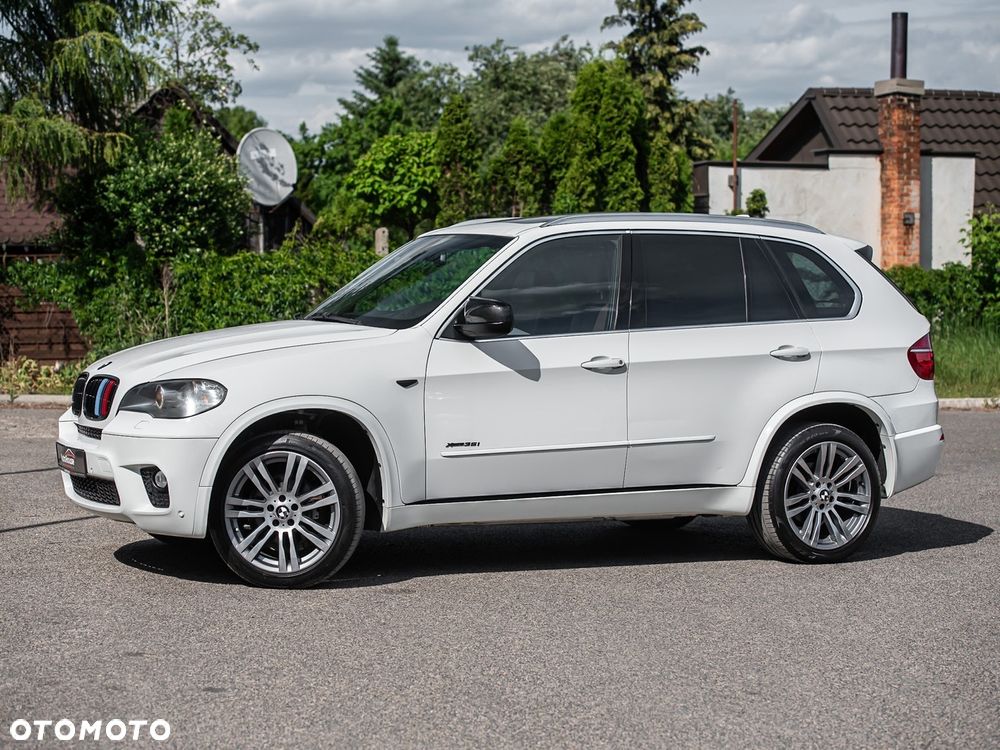 BMW X5 xDrive35i M Sport Edition - 7