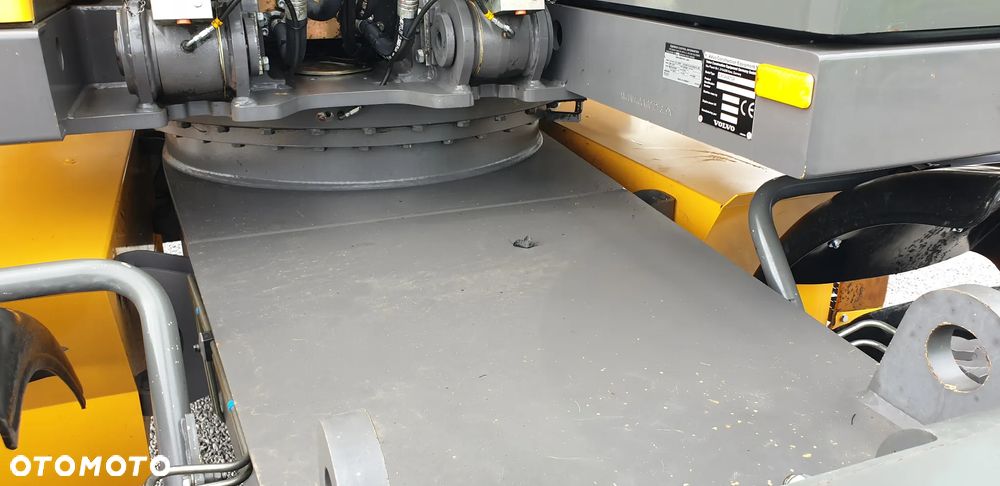 Volvo EW140C sprowadzona ROTOTILT serwisowana 2011 rok - 30