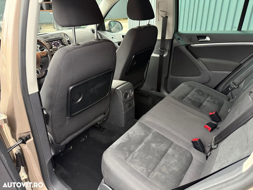 Volkswagen Tiguan - 10
