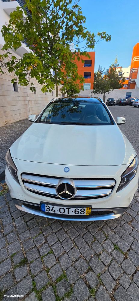 Mercedes-Benz GLA 200 CDi Aut. - 10